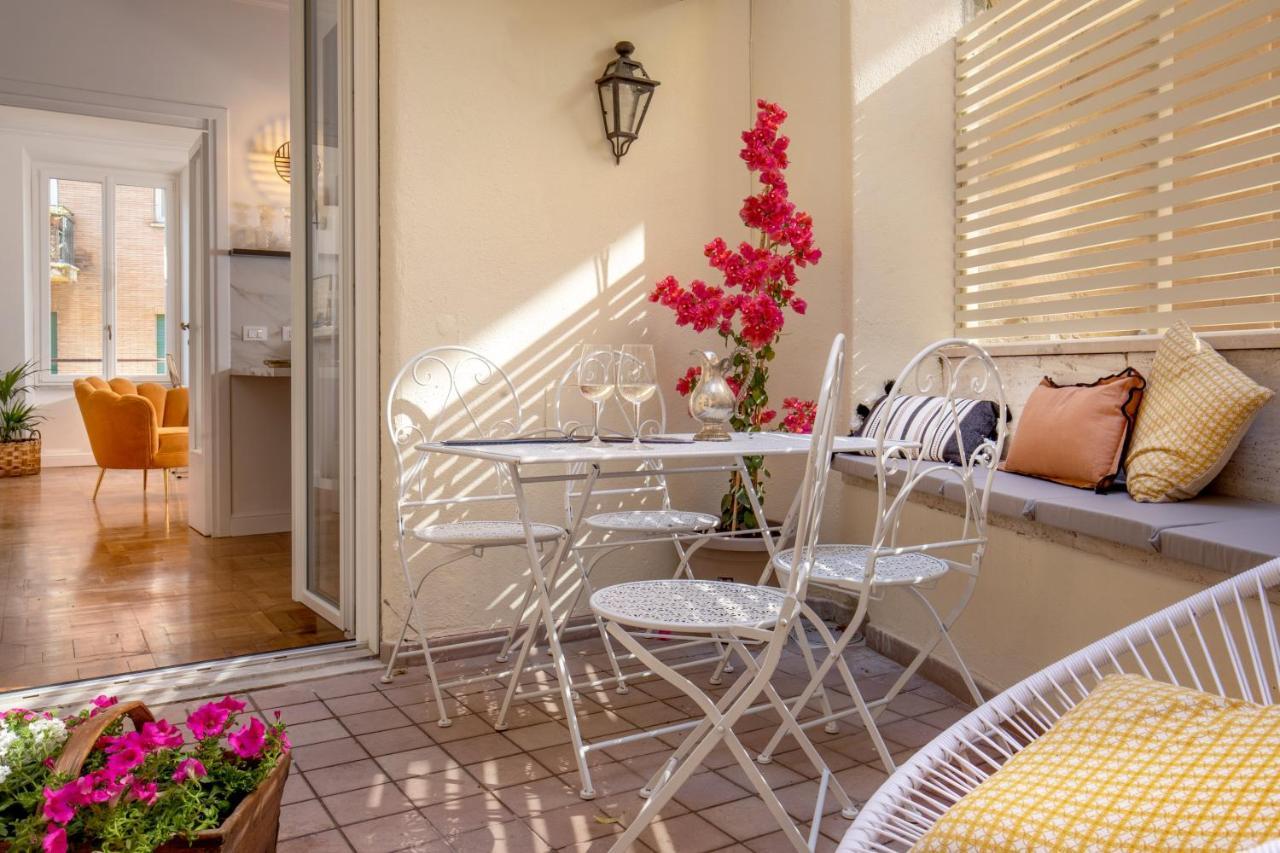 Casavignoni Luxury Apartment Near To Spanish Step Rome Exterior photo